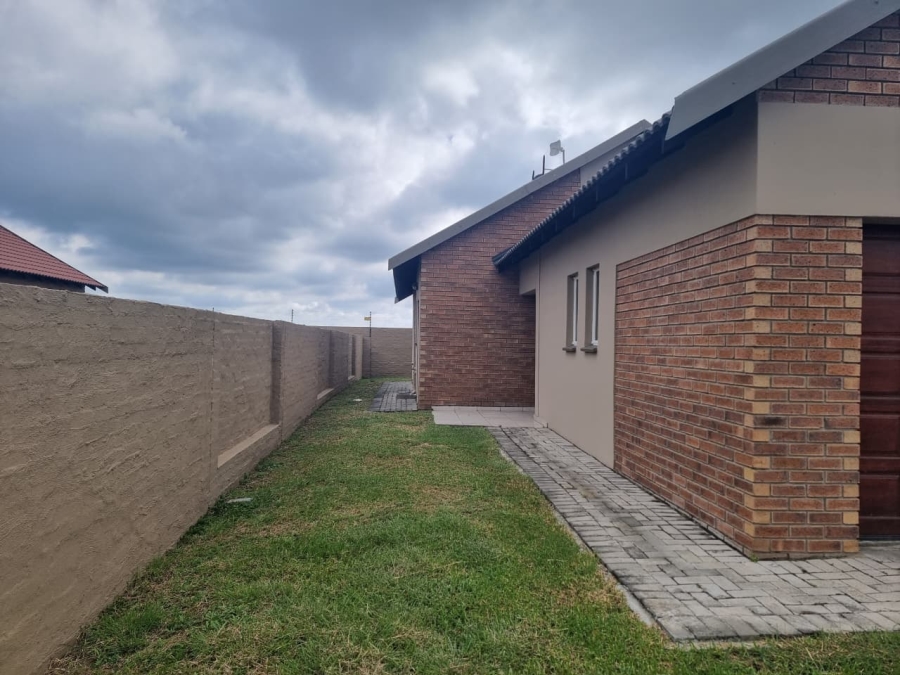 3 Bedroom Property for Sale in Waterkloof Hill Estate North West